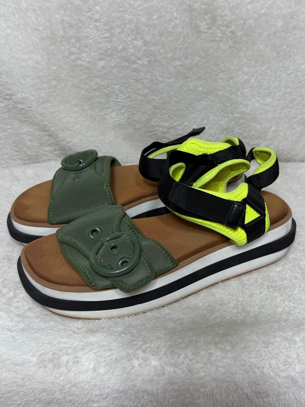 Kate Spade Cozumel Sport Sandals olive green mesh upper toe strap size 8.5-9